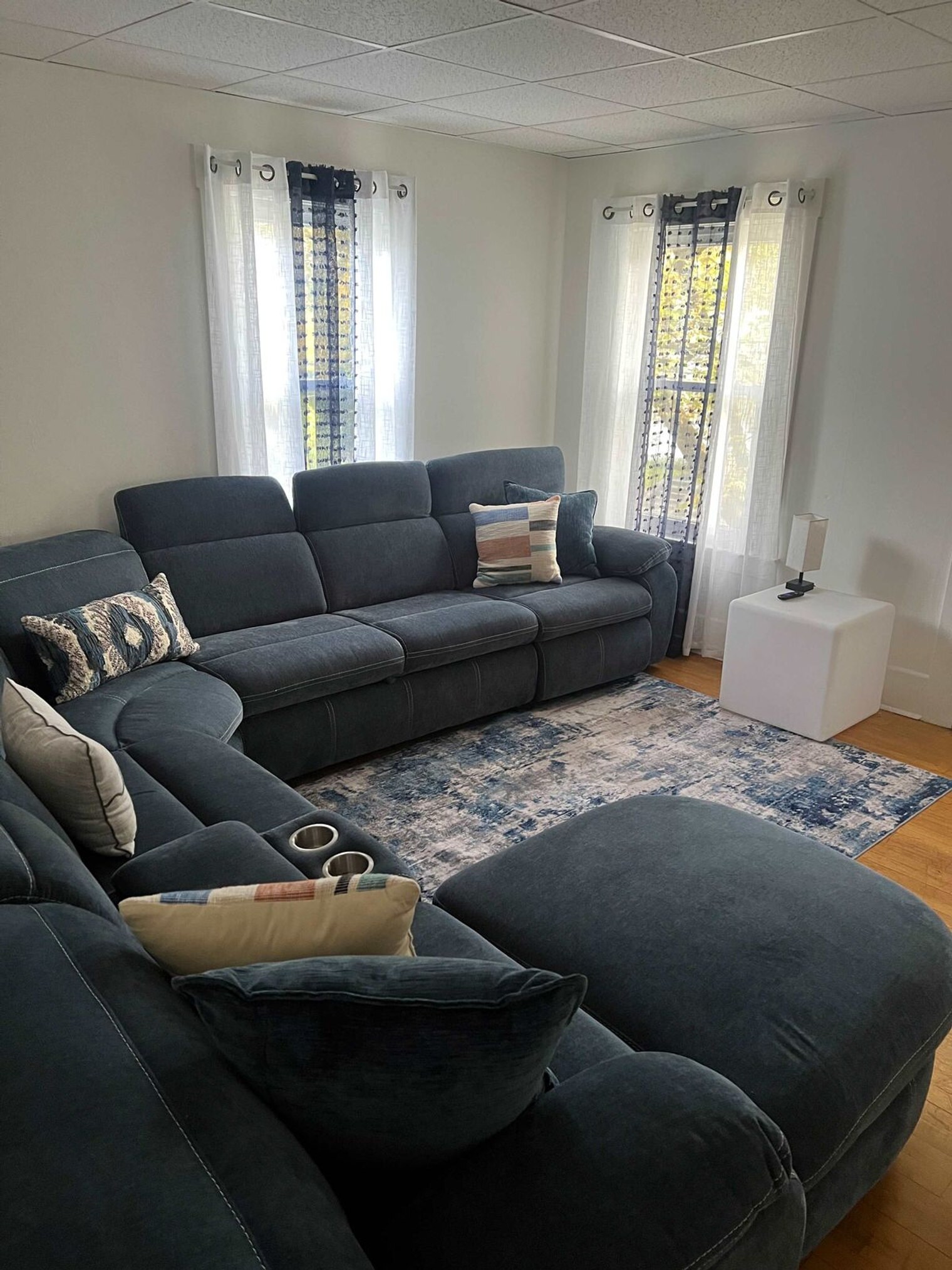 Building Photo - 160 Stafford Ave