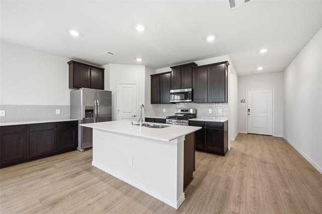 Building Photo - 105 Rita Dr