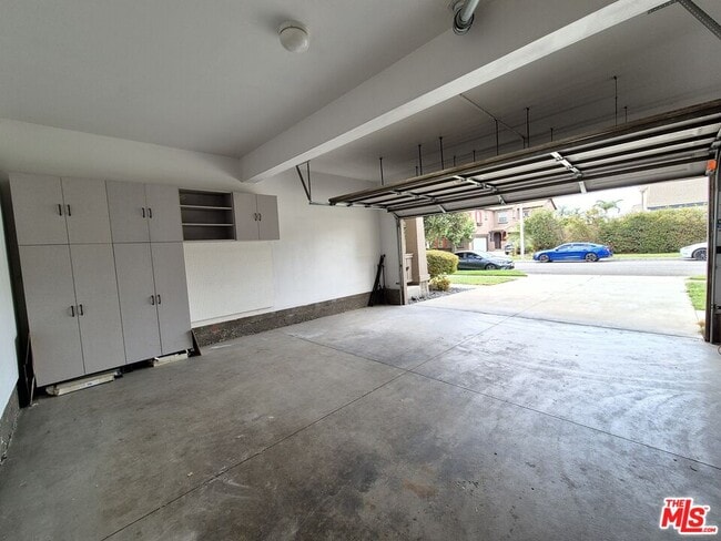 Building Photo - 7637 Pinot Pl