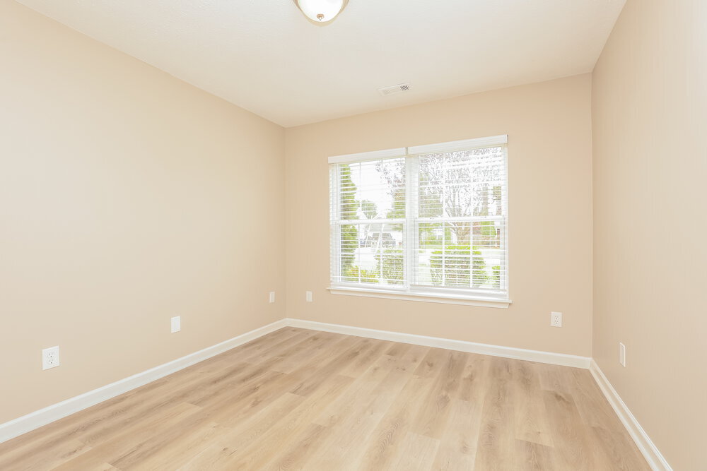 Building Photo - 3012 Deer Trail Dr