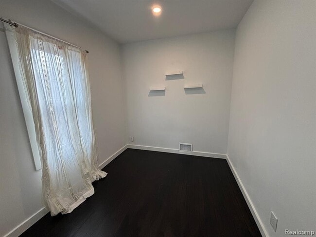 Building Photo - 2145 Browning St