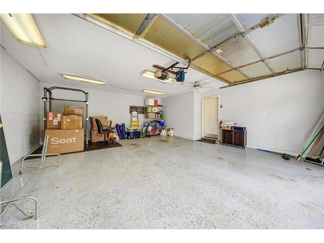 Building Photo - 15805 Griffon Path