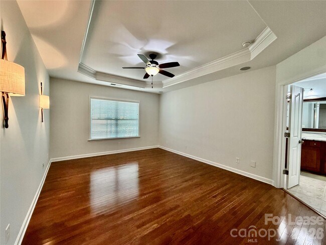 Building Photo - 9416 Segundo Ln