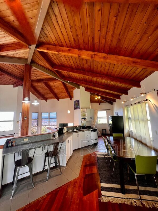 Building Photo - 4846 Sierra Dr