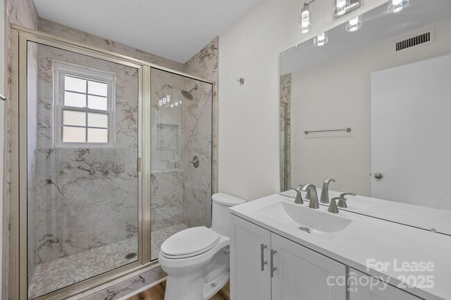 Building Photo - 922 McAlway Rd