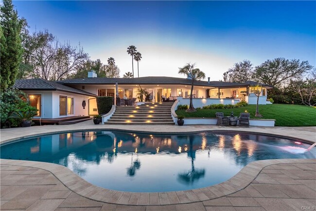 Building Photo - 4854 Nomad Dr