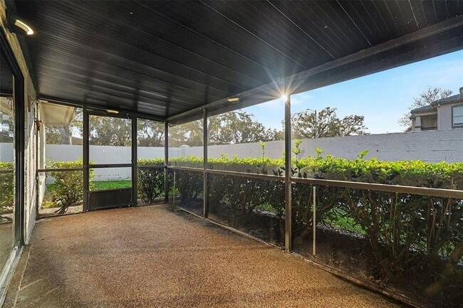 Building Photo - 18302 Aintree Ct