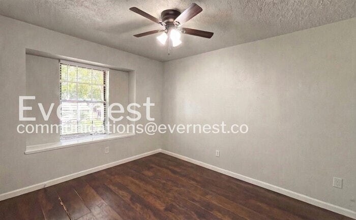 Building Photo - 16311 Paso Hondo Dr