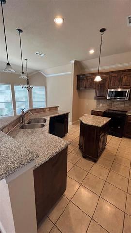 Building Photo - 433 Chisholm Trail