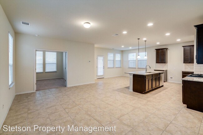 Building Photo - 3 br, 2.5 bath House - 5628 Respinto Dr