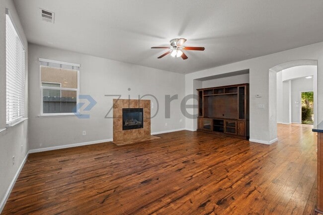 Building Photo - 1137 St Croix Way