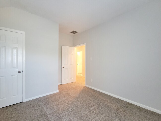 Building Photo - 7243 Crimson Sky Dr