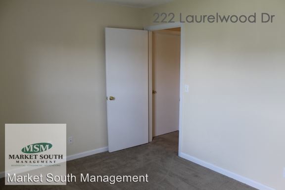 Building Photo - 3 br, 2 bath House - 222 Laurelwood Drive