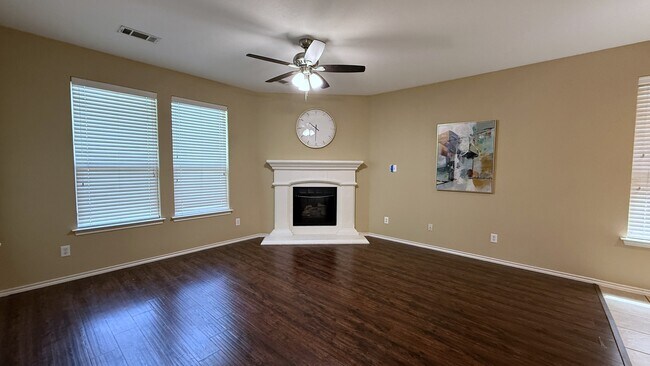 Building Photo - 507 Mesa Ridge Ct