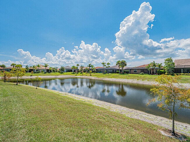 Building Photo - 5163 Longhorn Dr
