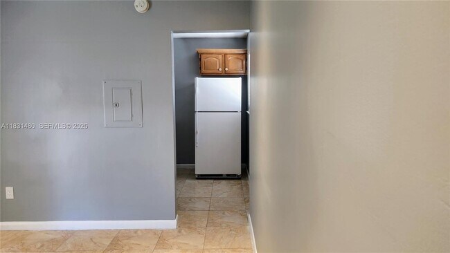 Building Photo - 55 SW 12th St