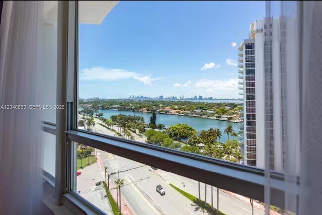 Building Photo - 5445 Collins Ave