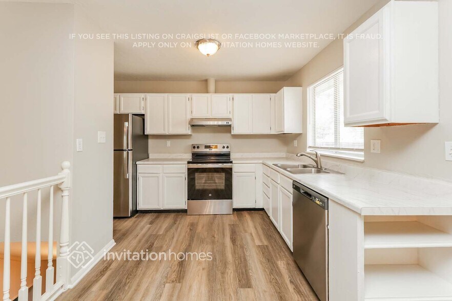 Building Photo - 4518 Wordsworth Cir S