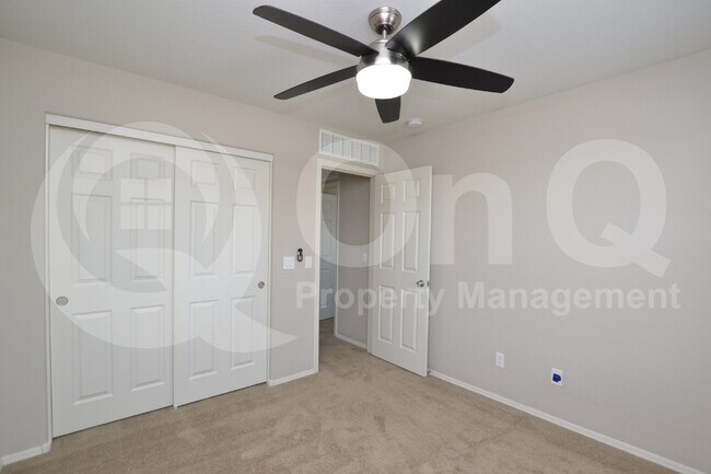 Building Photo - 270 N Scott Dr