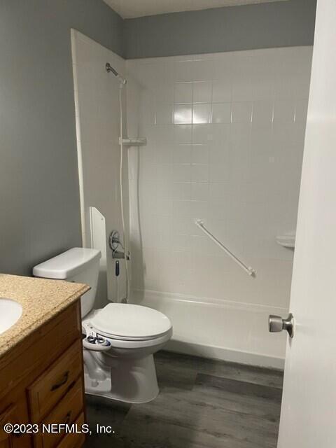 Building Photo - 744 Aquatic Dr