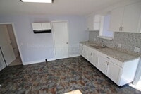 Building Photo - 78 Notre Dame Ave