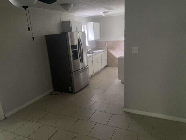 Building Photo - 15626 Corsair Rd