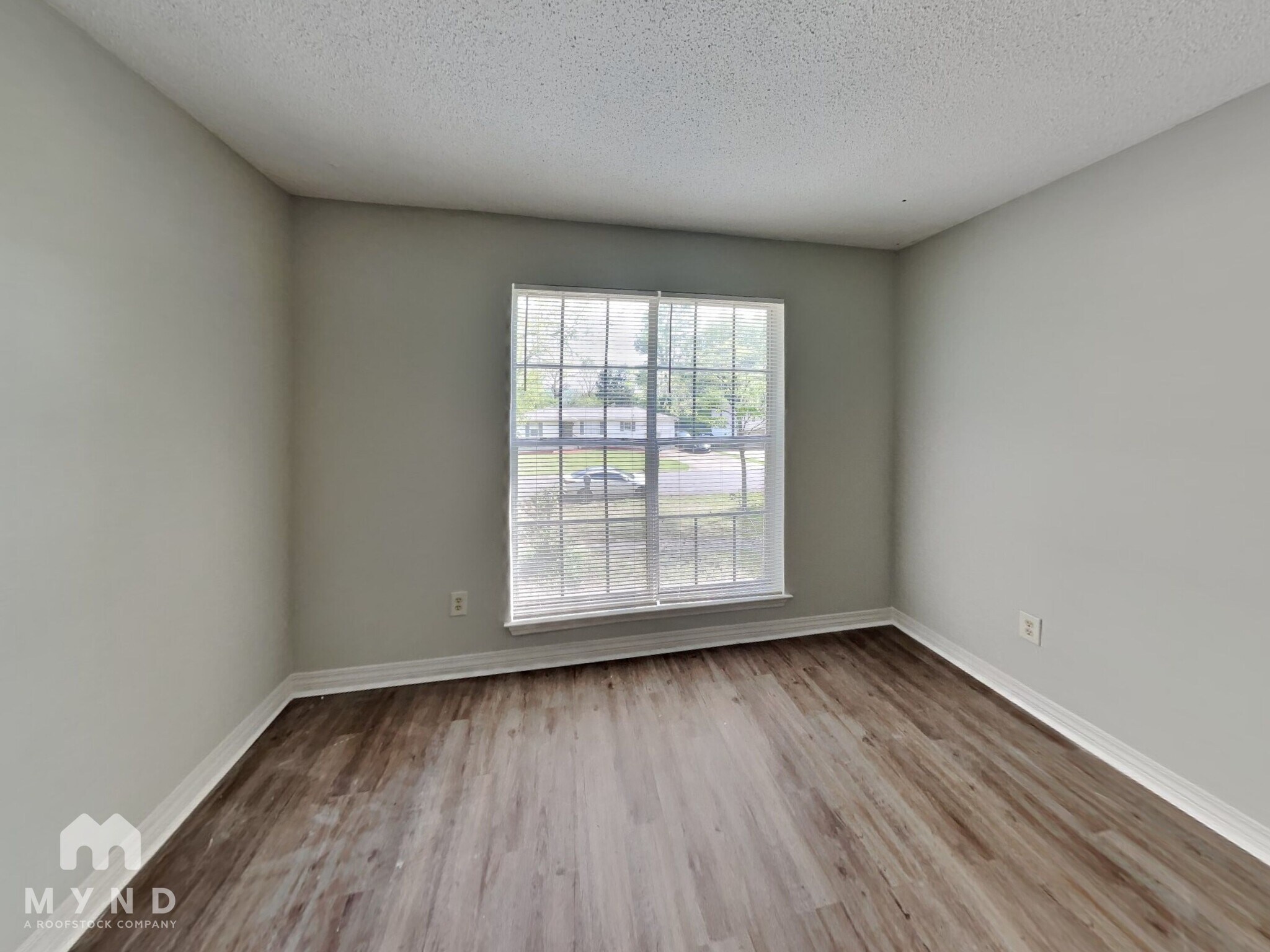 Building Photo - 1712 Sam Dr