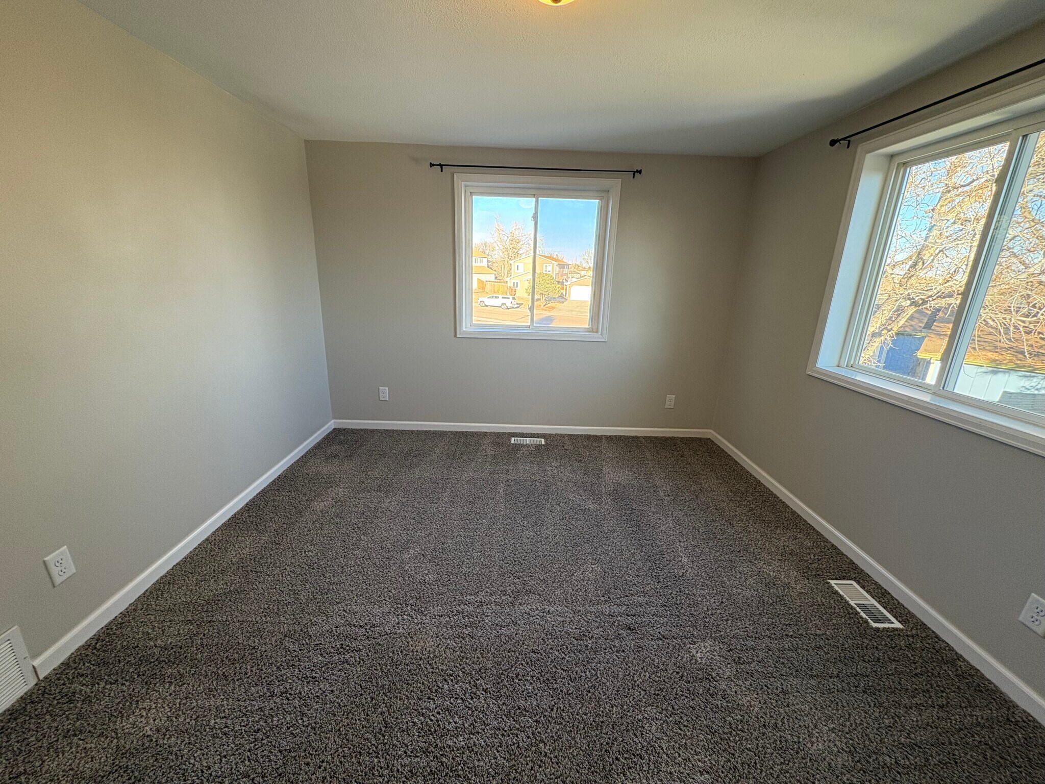 Building Photo - 2435 Piros Dr