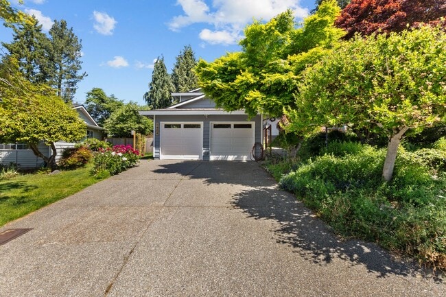 Building Photo - Beautiful 4 Bedroom Home in Richmond