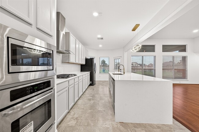 Building Photo - 22303 Naple Hollow Ln