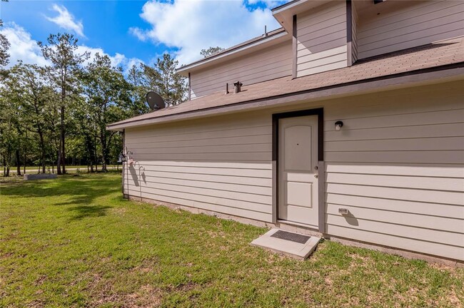 Building Photo - 26688 Pools Creek Dr