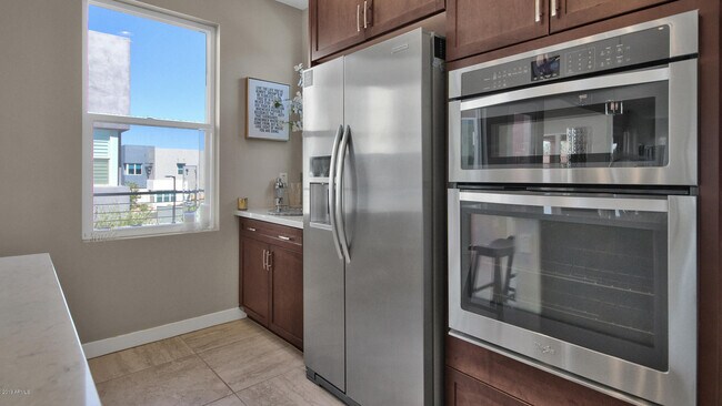 Building Photo - 9001 E San Victor Dr