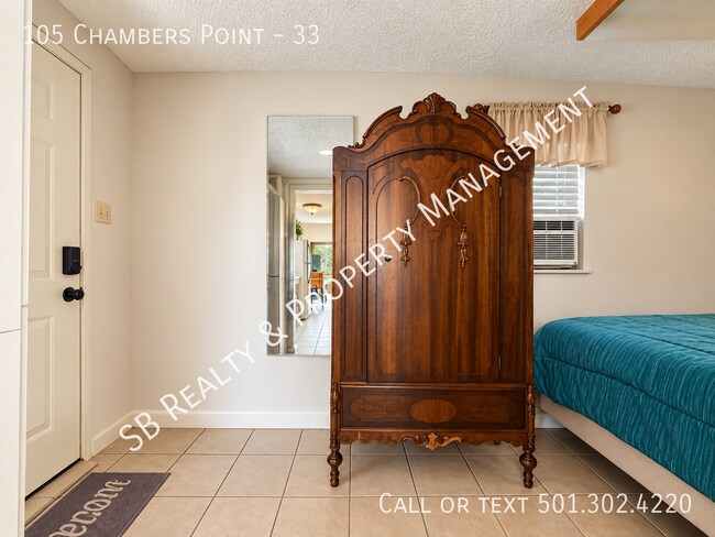Building Photo - 105 Chambers Point