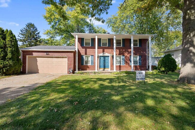 Primary Photo - 2241 Indian Trail Dr