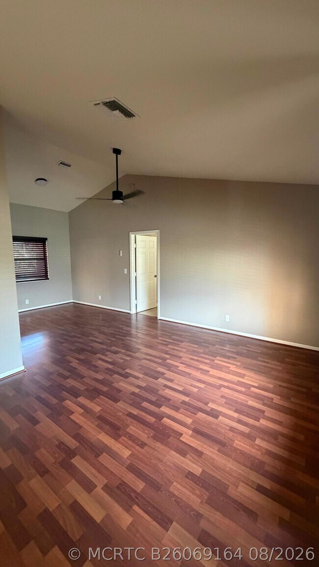 Building Photo - 1540 Chapparel Way