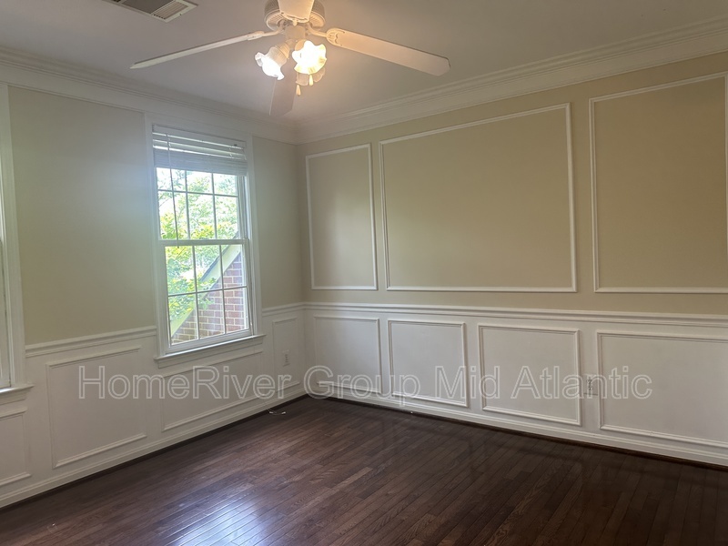 Building Photo - 8308 Holly Haven Ln