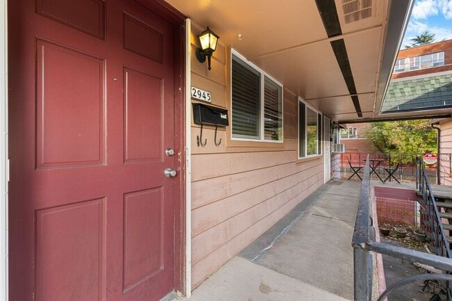 Building Photo - 2945 SE Washington St