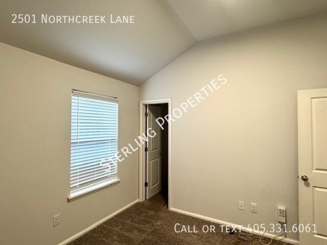Building Photo - 2501 Northcreek Ln