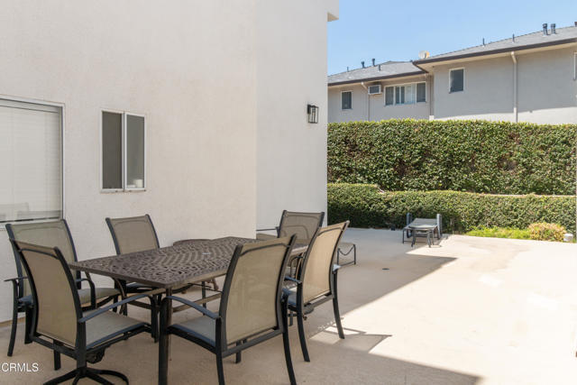 Building Photo - 625 E Del Mar Blvd