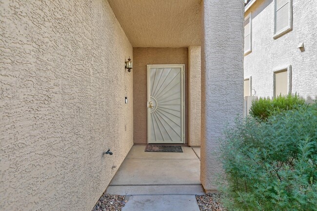 Building Photo - 135 Pebble Ridge Rd