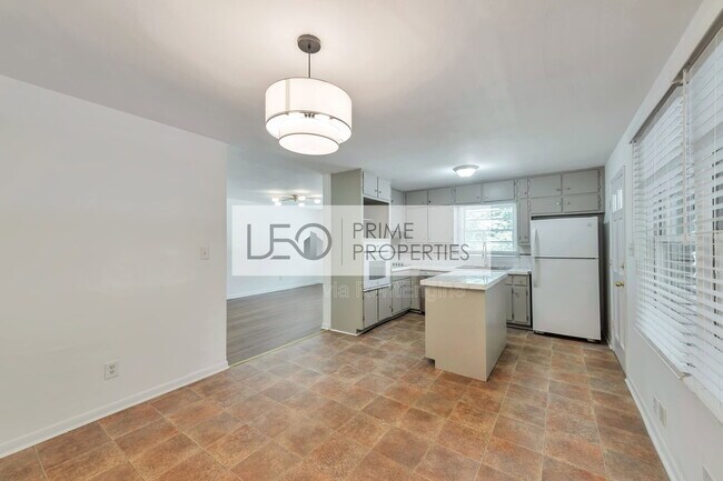 Building Photo - 1728 Springer St NW