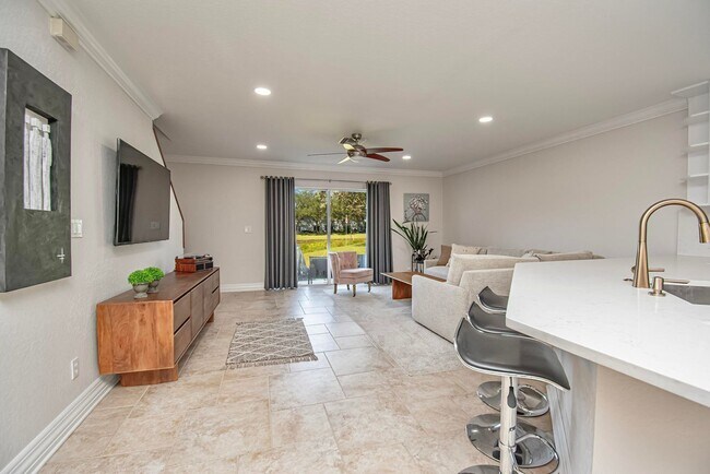 Building Photo - 16081 Sierra Palms Dr