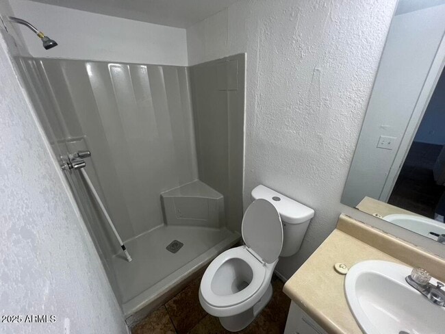 Building Photo - 2838 E Marconi Ave