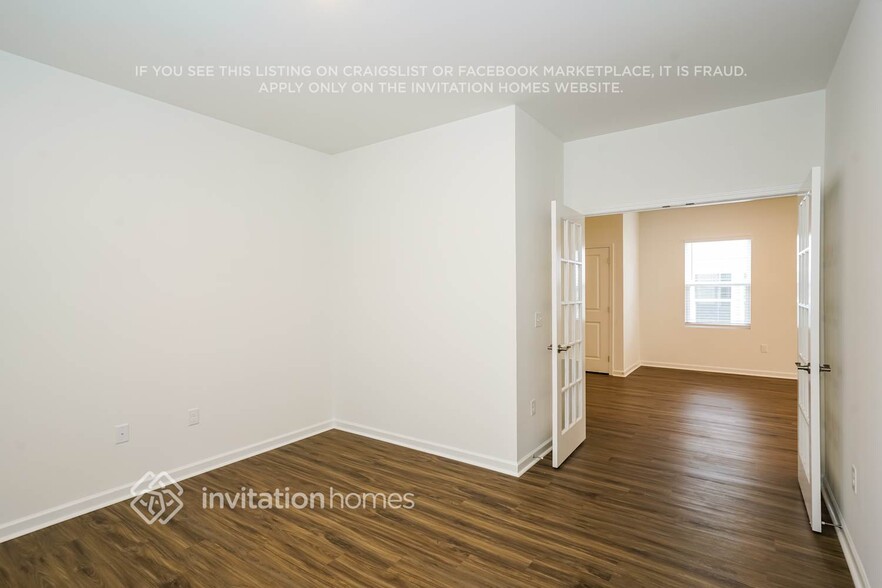 Building Photo - 432 Brook Ave