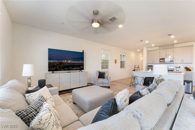 Building Photo - 2966 Gallarate Dr