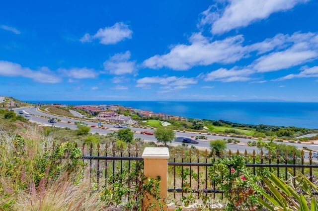 Building Photo - 3304 Palo Vista Dr