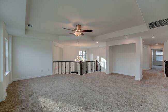 Building Photo - Must See 5 Bed 4.5 Bath in Northlake