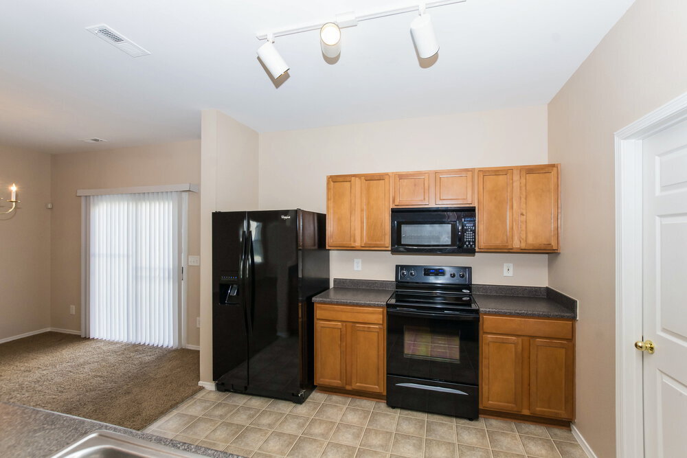 Building Photo - 8941 Chalkstone Rd