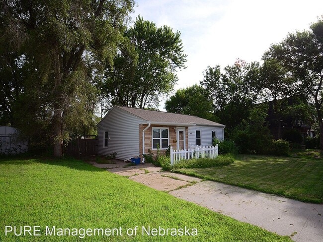 Primary Photo - 2 br, 1.5 bath House - 1410 Lindwood Dr
