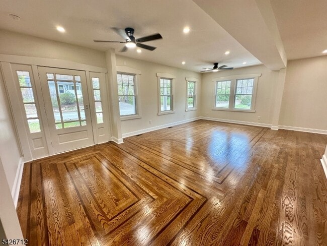 Building Photo - 515 Hamburg Turnpike